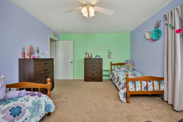 8105 Kurgan Trail, Fort Worth, TX 76131