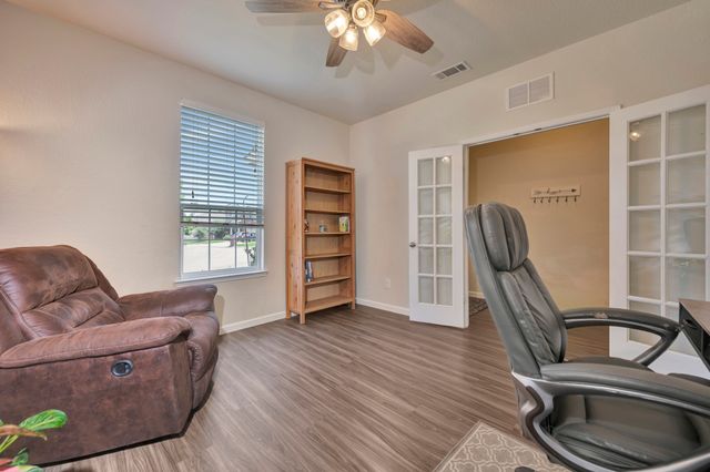 8105 Kurgan Trail, Fort Worth, TX 76131