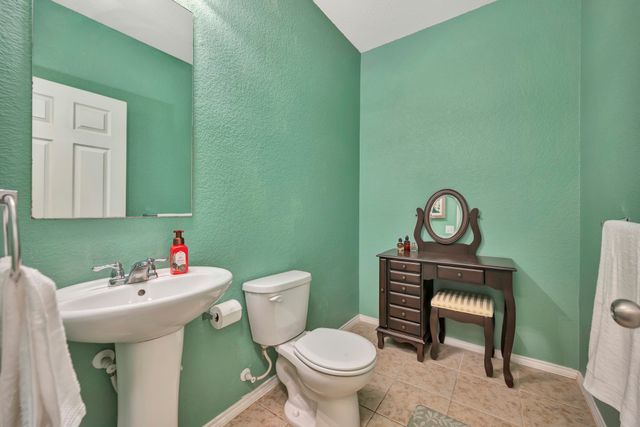 8105 Kurgan Trail, Fort Worth, TX 76131