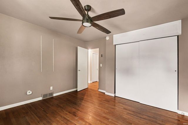 1824 Peachtree Lane, South Bend, IN 46617