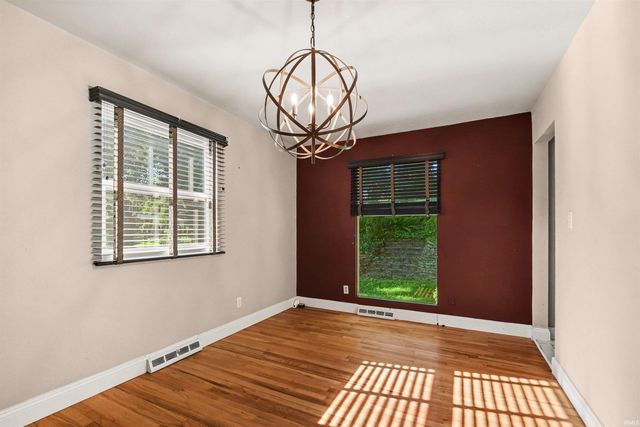 1824 Peachtree Lane, South Bend, IN 46617