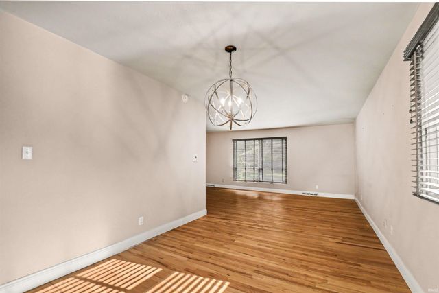 1824 Peachtree Lane, South Bend, IN 46617