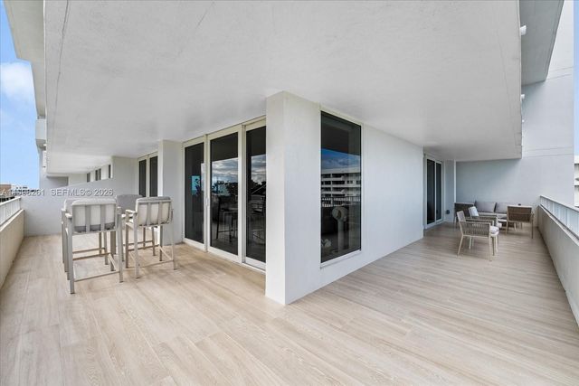 199 Ocean Lane Dr 1001, Key Biscayne, FL 33149