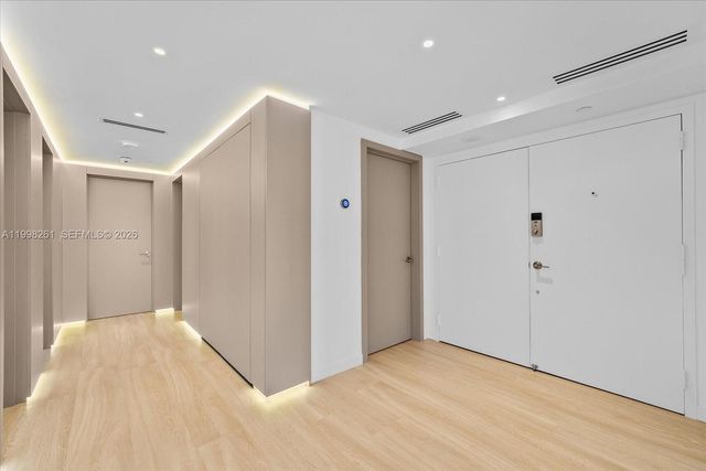 199 Ocean Lane Dr 1001, Key Biscayne, FL 33149