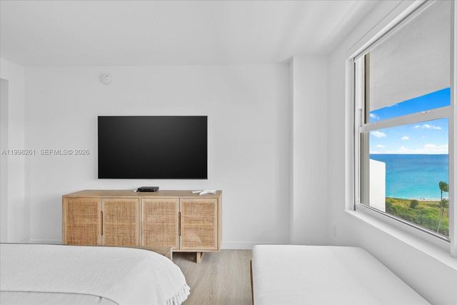 199 Ocean Lane Dr 1001, Key Biscayne, FL 33149