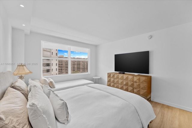 199 Ocean Lane Dr 1001, Key Biscayne, FL 33149