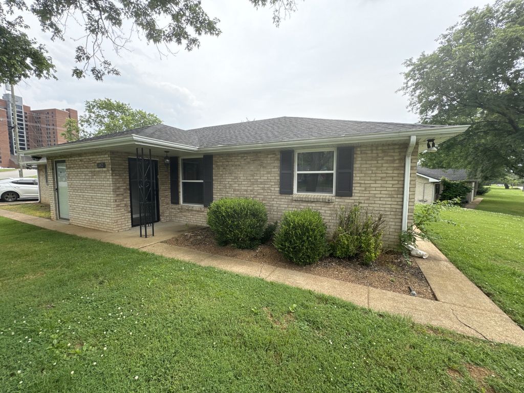 382 Monaco Dr, Hermitage, TN 37076