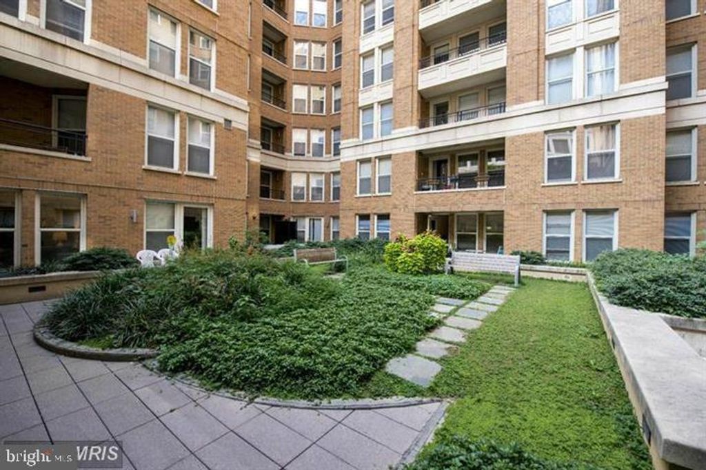915 E ST NW #301, Washington, DC 20004