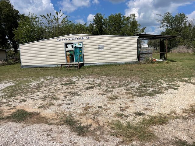 590 W Sheridan Street, Dublin, TX 76446