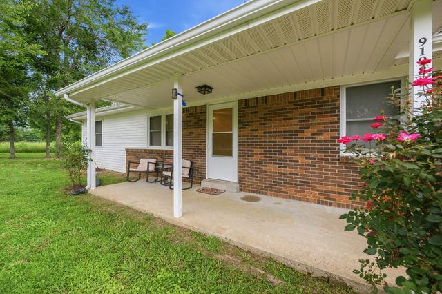 9198 Highway 114, W, Scotts Hill, TN 38374