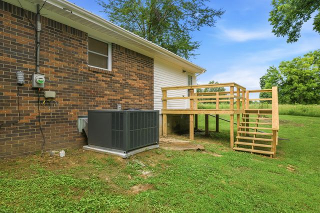 9198 Highway 114, W, Scotts Hill, TN 38374