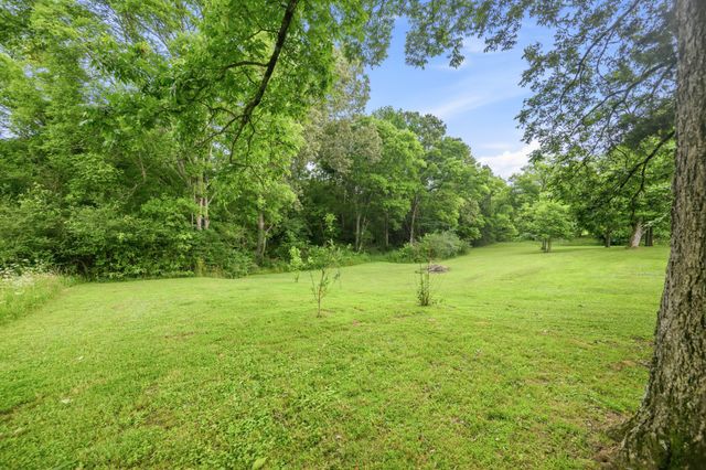 9198 Highway 114, W, Scotts Hill, TN 38374