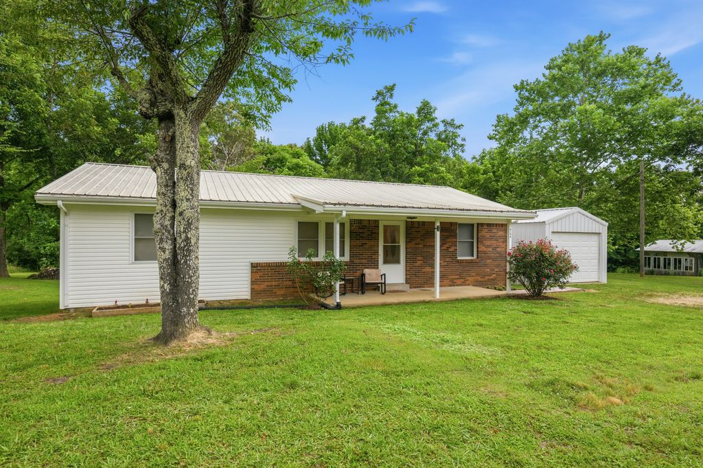 9198 Highway 114, W, Scotts Hill, TN 38374