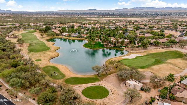 941 N Desert Deer Pass, Green Valley, AZ 85614