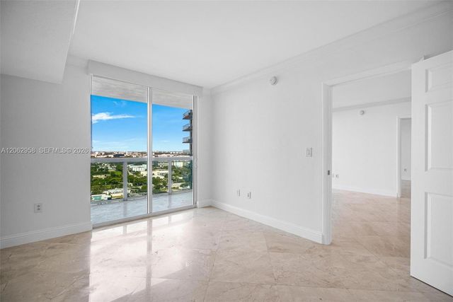 1800 N Bayshore Dr 2410, Miami, FL 33132