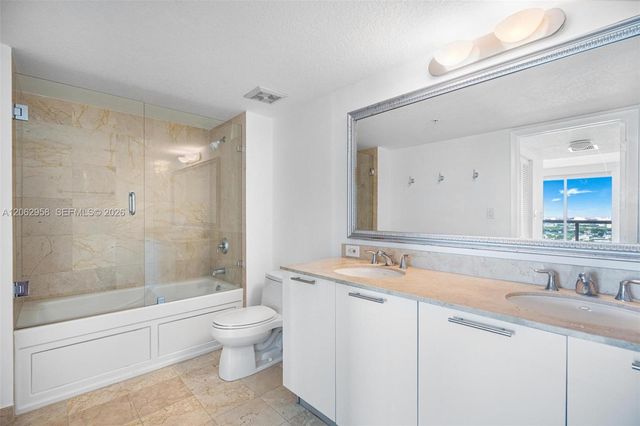 1800 N Bayshore Dr 2410, Miami, FL 33132