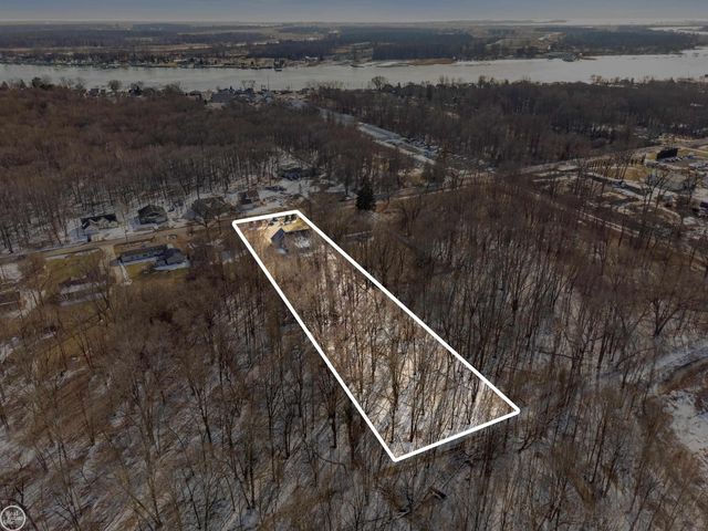 3202 Fruit Road, Clay, MI 48001