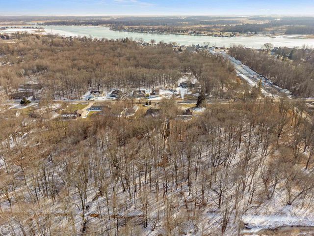 3202 Fruit Road, Clay, MI 48001