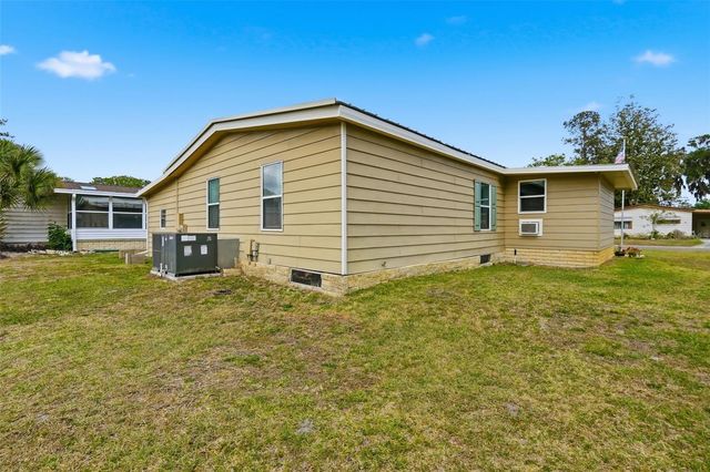 111 WINTERBERRY AVENUE, Wildwood, FL 34785
