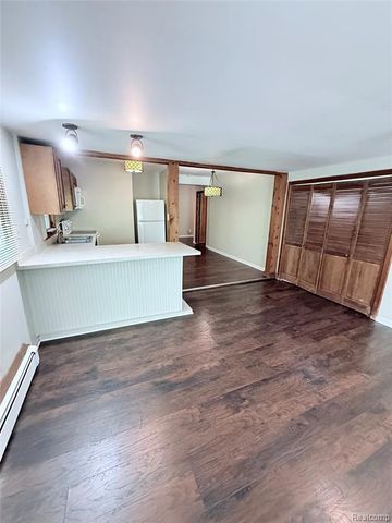 415 Coutant Street D, Flushing, MI 48433