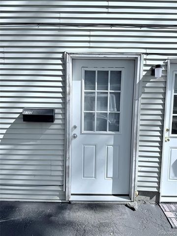 415 Coutant Street D, Flushing, MI 48433