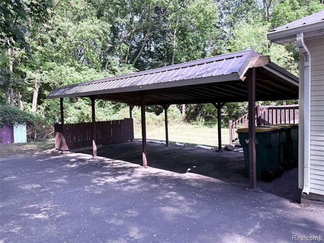 415 Coutant Street D, Flushing, MI 48433