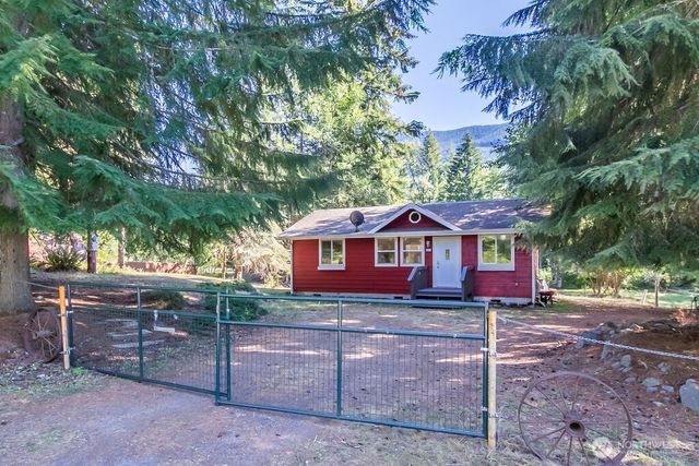 231 Paradise Drive, Ashford, WA 98304