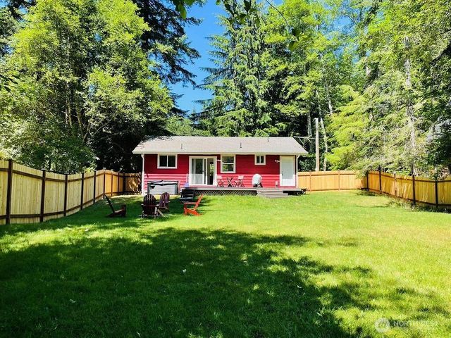 231 Paradise Drive, Ashford, WA 98304