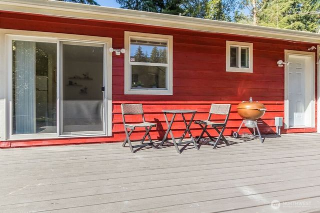 231 Paradise Drive, Ashford, WA 98304