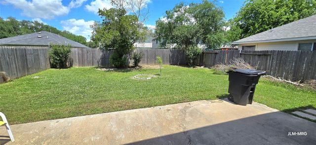 15703 Briargate Court, Houston, TX 77489