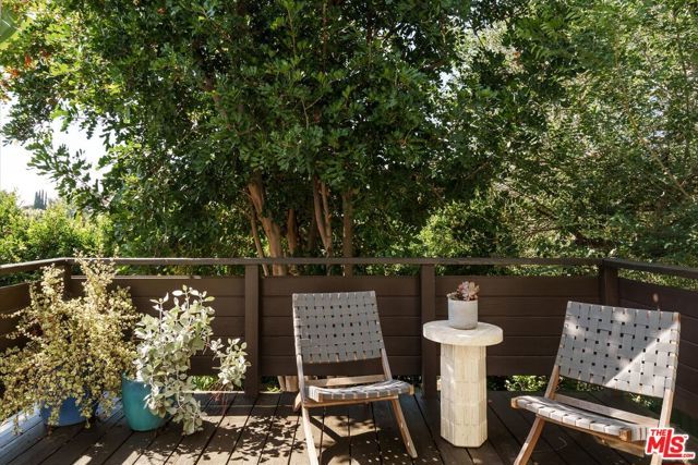 3135 Isabel Drive, Los Angeles, CA 90065