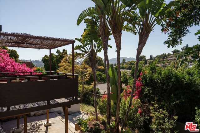 3135 Isabel Drive, Los Angeles, CA 90065