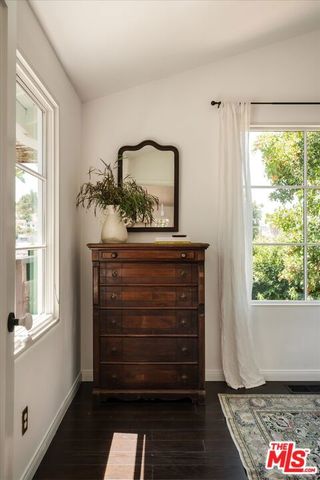 3135 Isabel Drive, Los Angeles, CA 90065