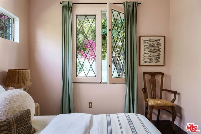 3135 Isabel Drive, Los Angeles, CA 90065