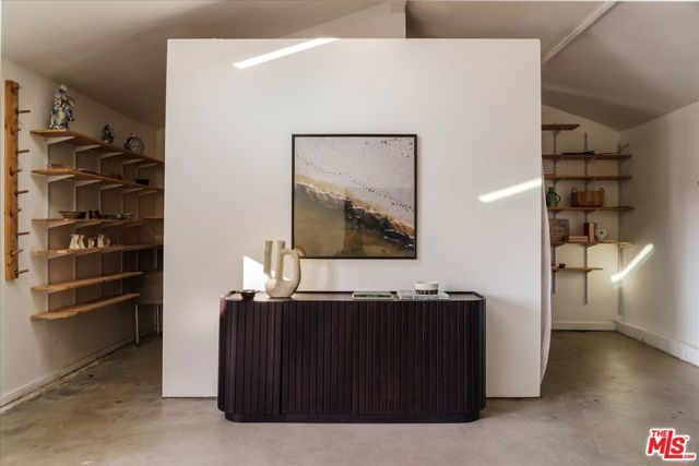 3135 Isabel Drive, Los Angeles, CA 90065