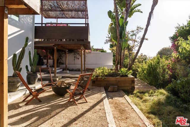 3135 Isabel Drive, Los Angeles, CA 90065