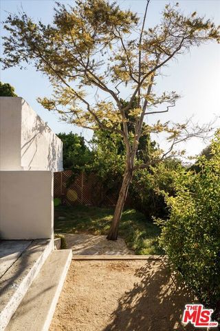 3135 Isabel Drive, Los Angeles, CA 90065