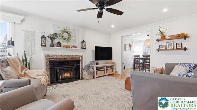 2369 Montgomery Street, Bethlehem City, PA 18017