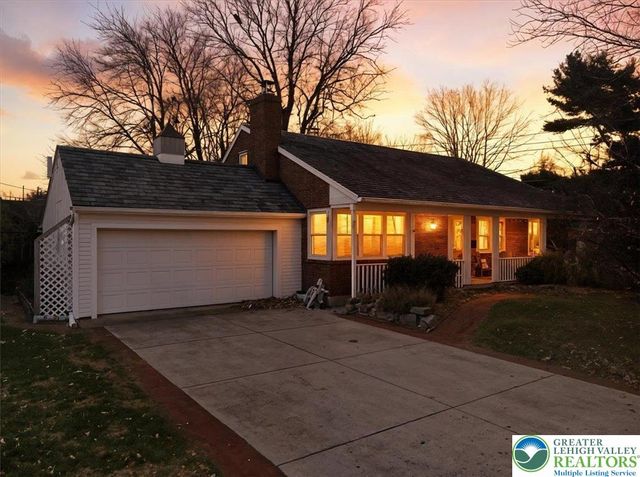 2369 Montgomery Street, Bethlehem City, PA 18017