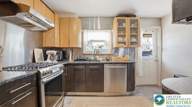 2369 Montgomery Street, Bethlehem City, PA 18017