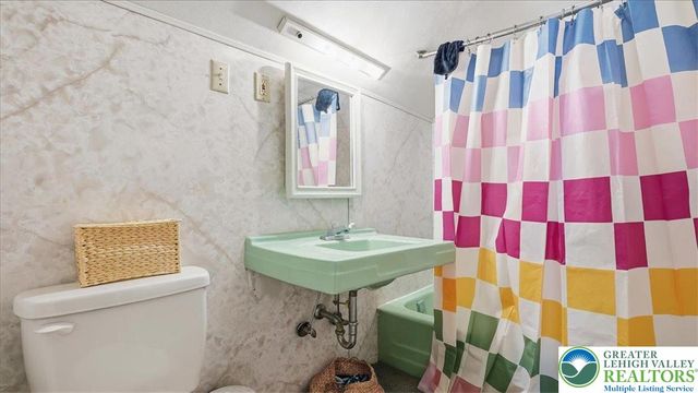 2369 Montgomery Street, Bethlehem City, PA 18017