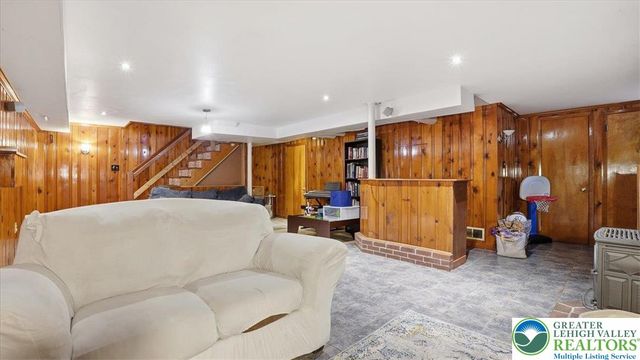 2369 Montgomery Street, Bethlehem City, PA 18017