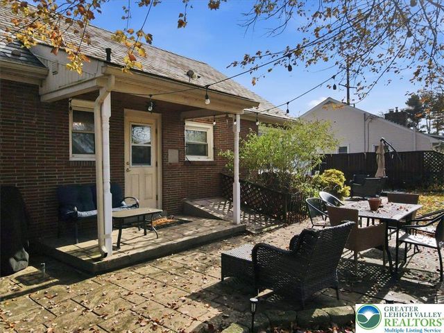 2369 Montgomery Street, Bethlehem City, PA 18017