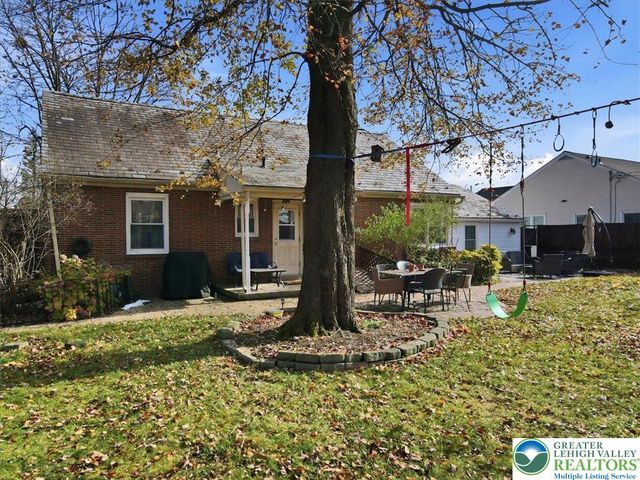 2369 Montgomery Street, Bethlehem City, PA 18017