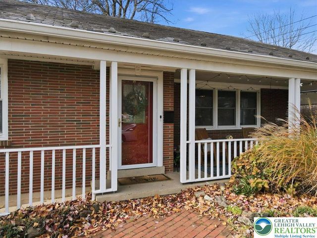 2369 Montgomery Street, Bethlehem City, PA 18017