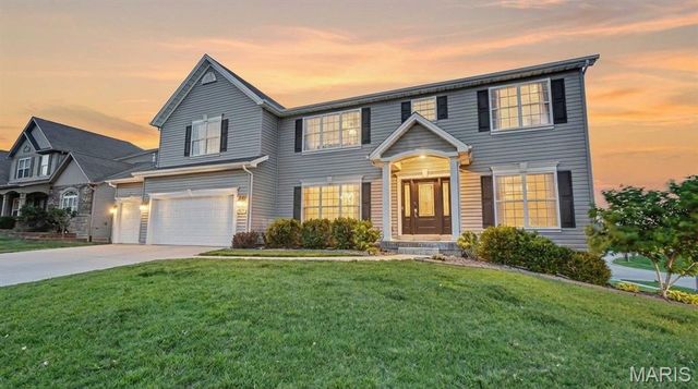 1211 Cashmere Lane, St Peters, MO 63376
