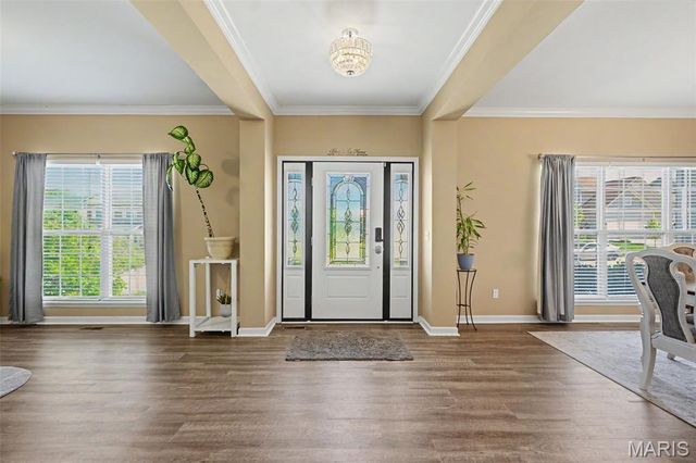 1211 Cashmere Lane, St Peters, MO 63376