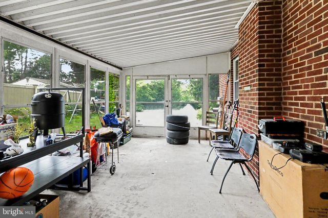 2437 PARKWAY BLVD, Harrisburg, PA 17103