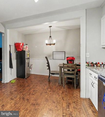2437 PARKWAY BLVD, Harrisburg, PA 17103