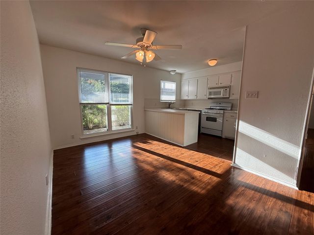 8713 Azalea TRL, Austin, TX 78759